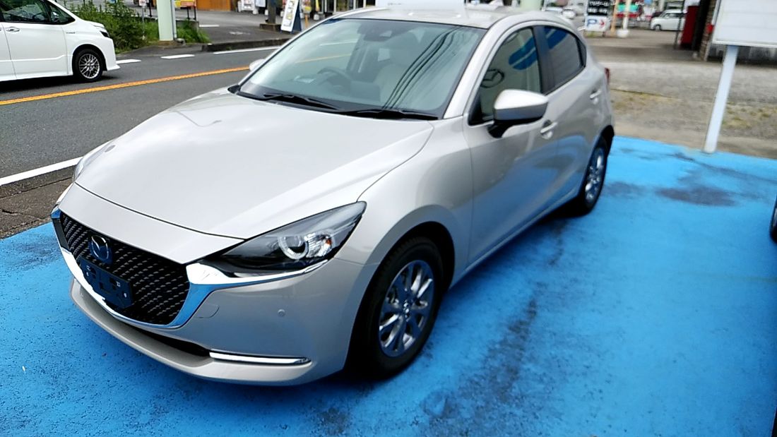 和歌山マツダ田辺店　おすすめデモカーMAZDA2